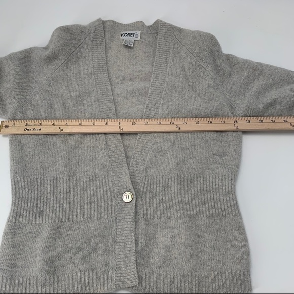 Vintage KORET 80's Gray Cardigan Lambswool/Angora Women's Size Medium - Picture 11 of 14